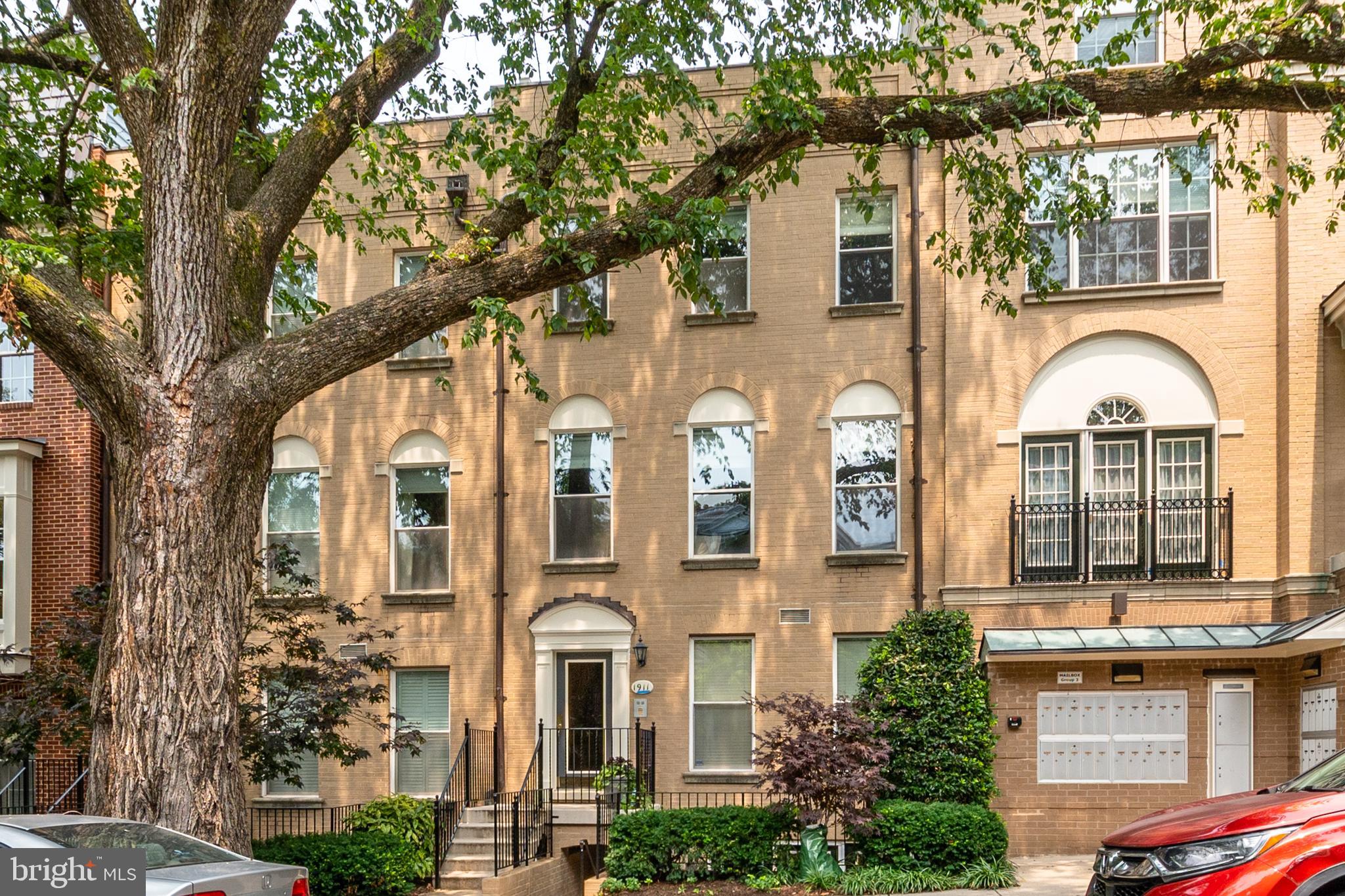 1911 Belmont Road Northwest, Unit 71 Washington, DC 20009 - Photo 1 of 22 1911 Belmont Rd NW #71