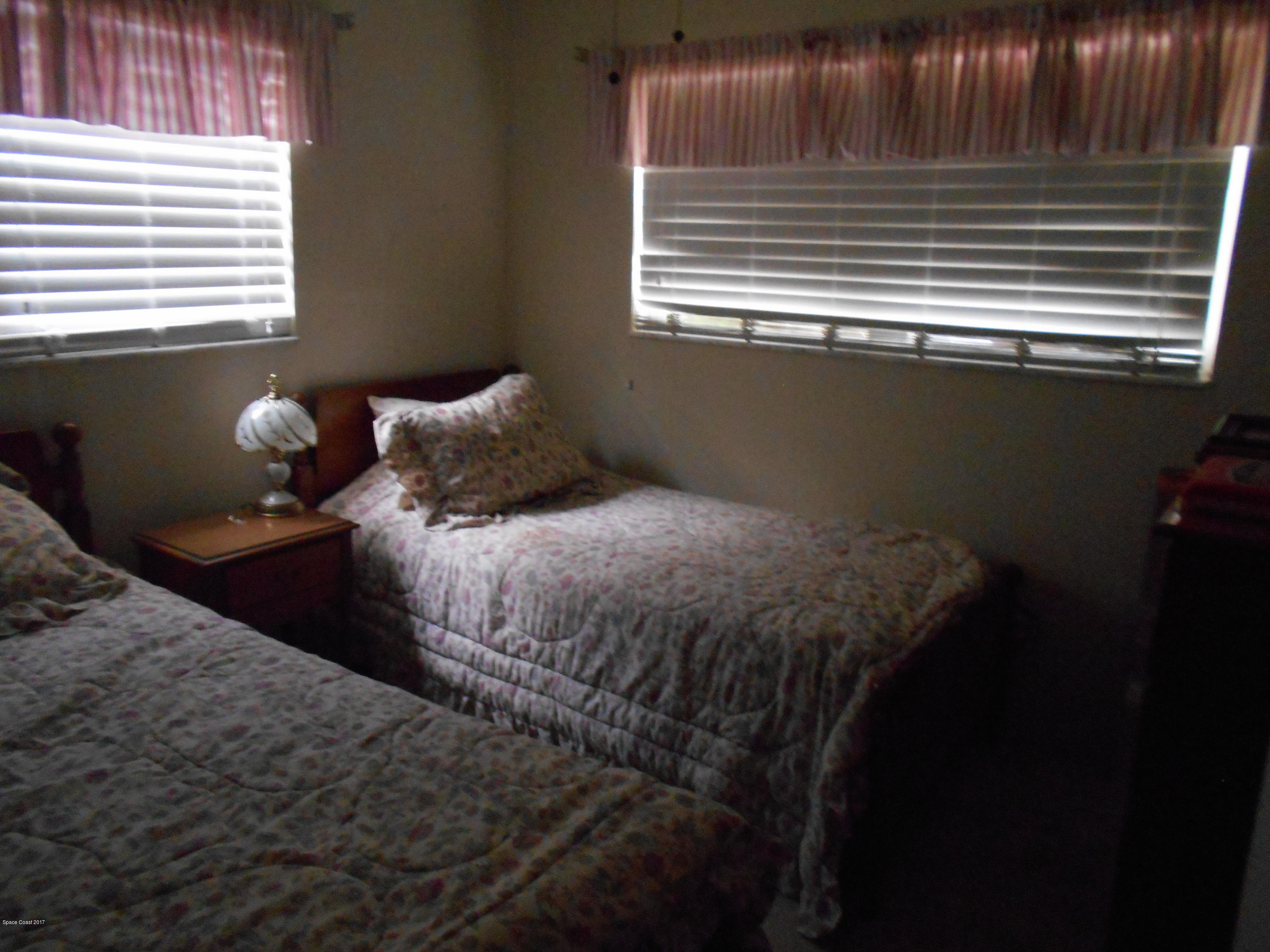 1742 Crescent Road Malabar, FL 32950 - Photo 12 of 20 DSCN1308