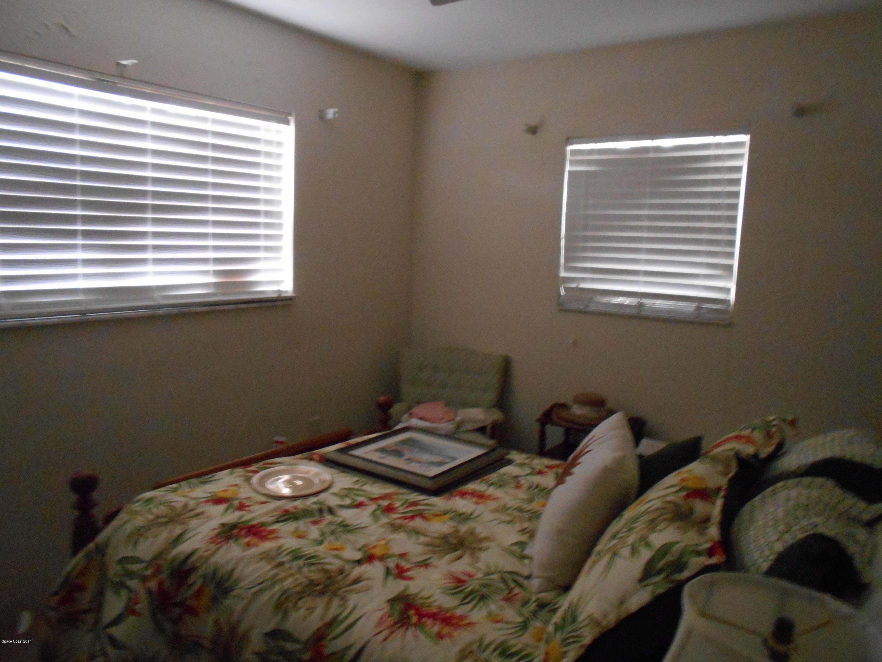 1742 Crescent Road Malabar, FL 32950 - Photo 13 of 20 DSCN1309