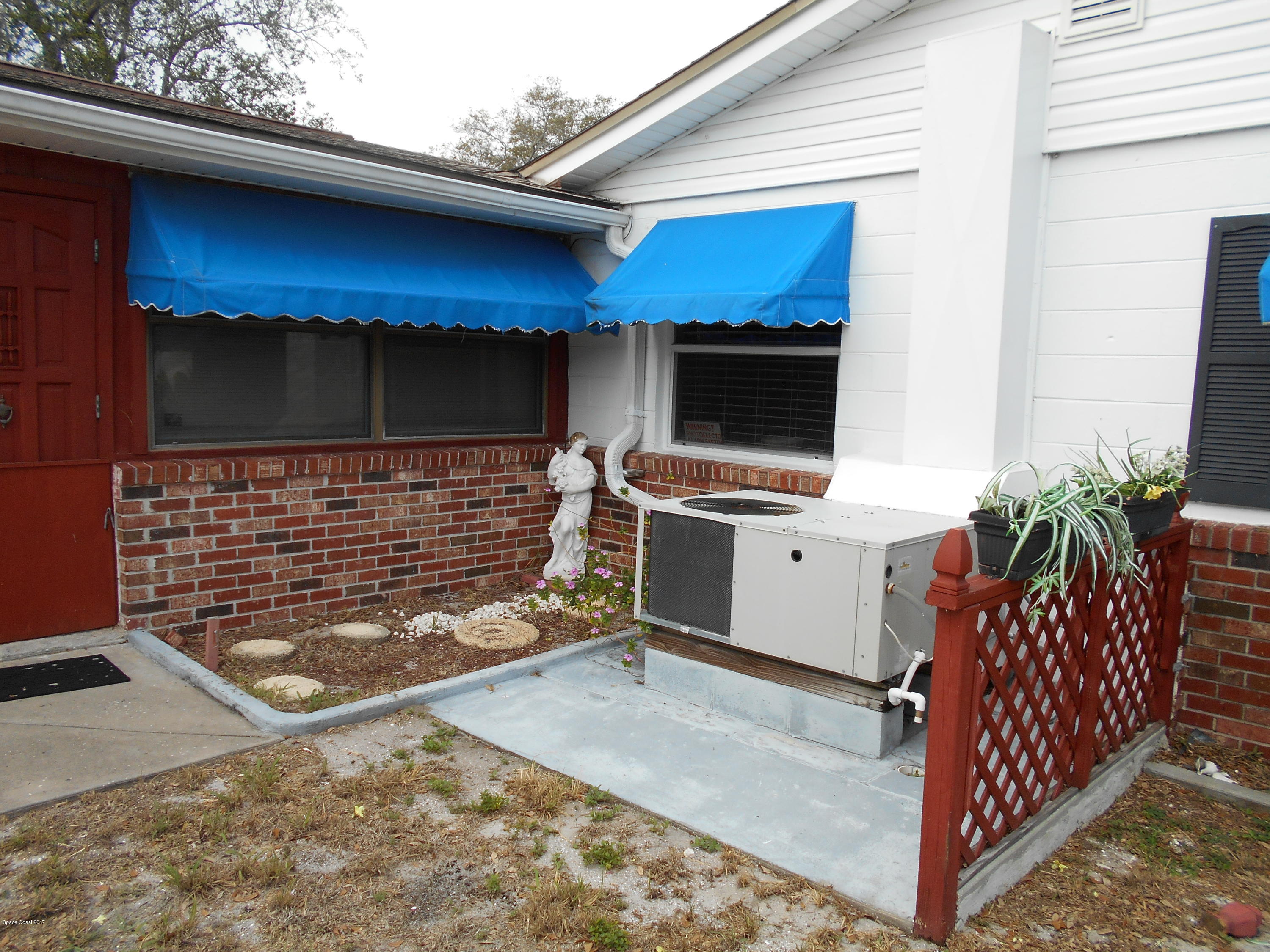 1742 Crescent Road Malabar, FL 32950 - Photo 14 of 20 DSCN1311