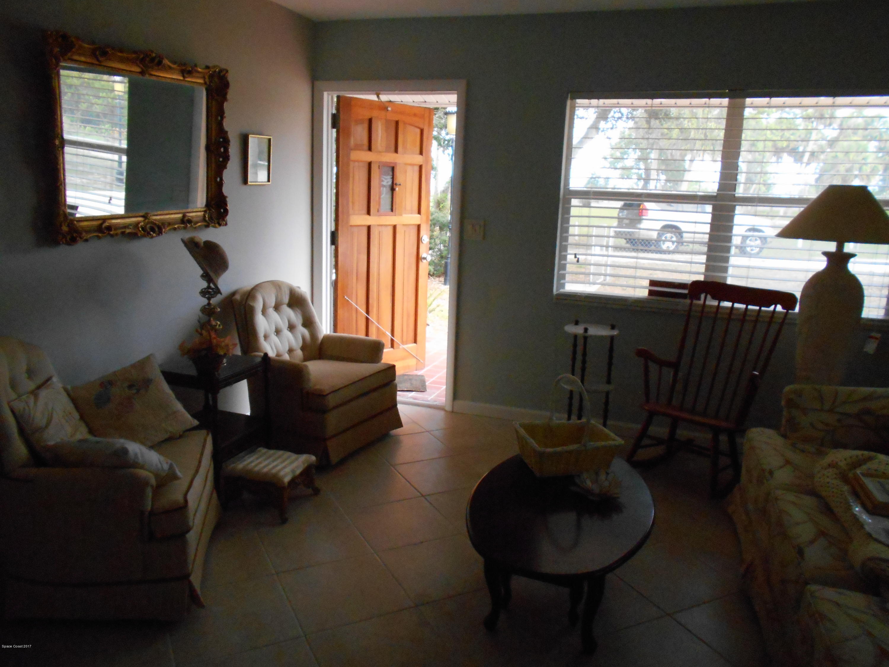 1742 Crescent Road Malabar, FL 32950 - Photo 4 of 20 DSCN1300