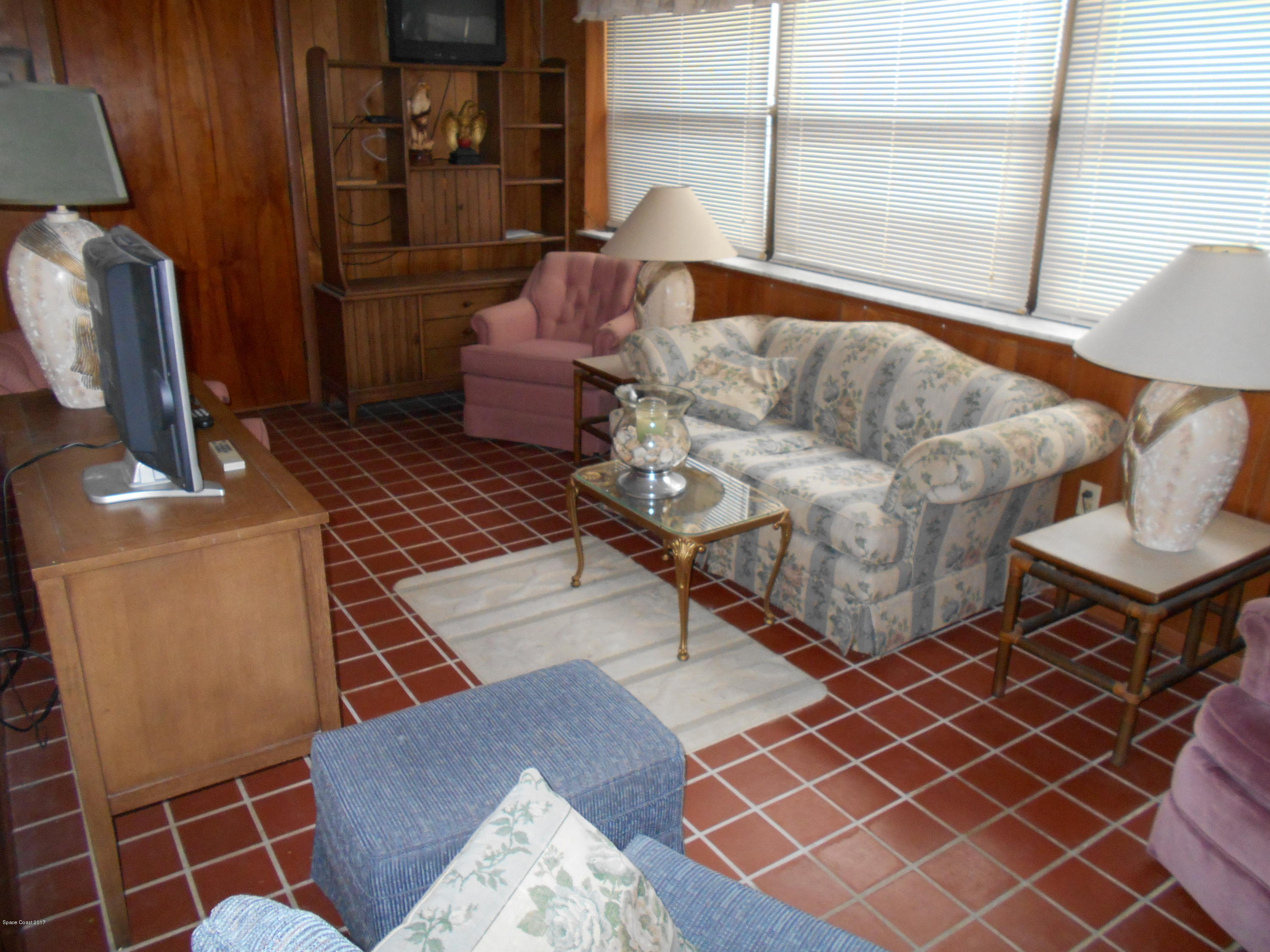 1742 Crescent Road Malabar, FL 32950 - Photo 5 of 20 DSCN1301