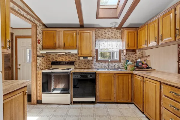 $250,000 | 74 Earl Drive, Athol, MA 01331