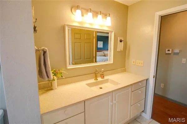 $289,000 | 9 Fox Hill Drive, Carlinville, IL 62626