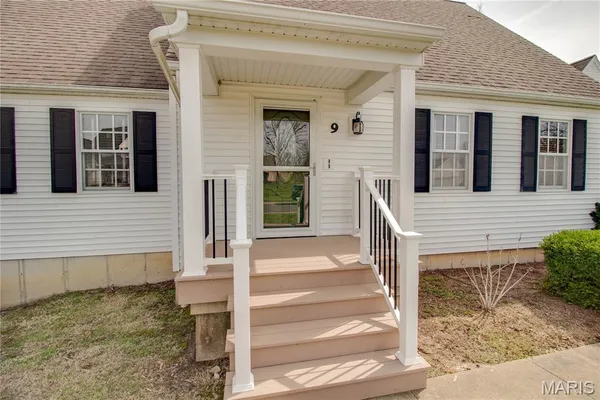$289,000 | 9 Fox Hill Drive, Carlinville, IL 62626