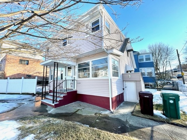 207 Mowry Street Woonsocket, RI 02895 - Photo 21 of 28