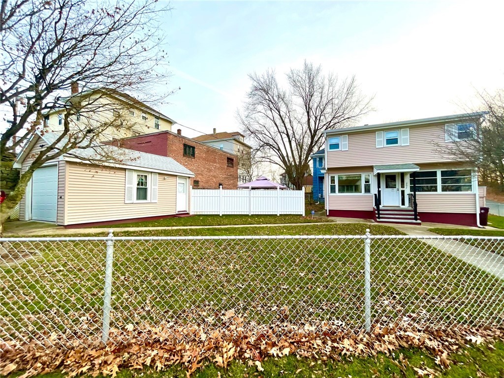 207 Mowry Street Woonsocket, RI 02895 - Photo 24 of 28