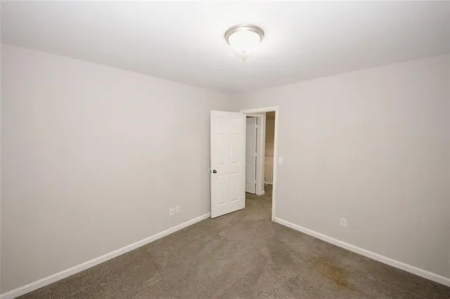 $499,999 | 365 Hunt Creek Drive, Acworth, GA 30101