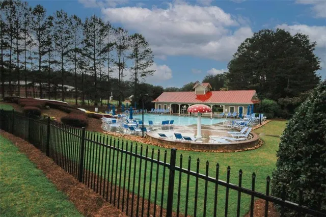 $499,999 | 365 Hunt Creek Drive, Acworth, GA 30101