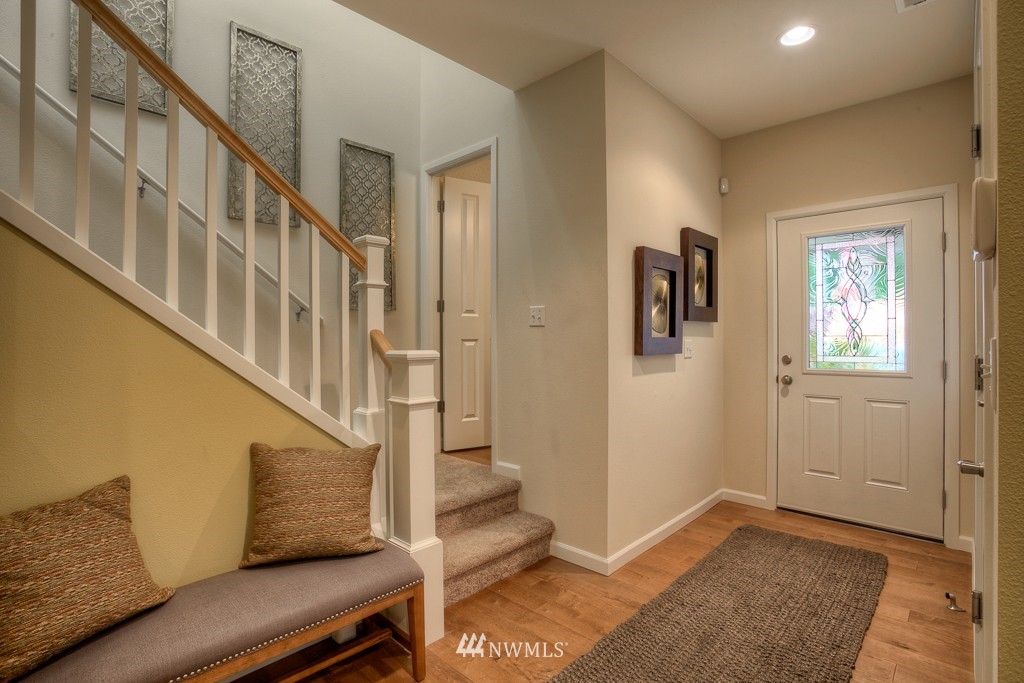 3405 195th Place Southeast, Unit 7 Bothell, WA 98012 - Photo 4 of 14 Gallery Image 4