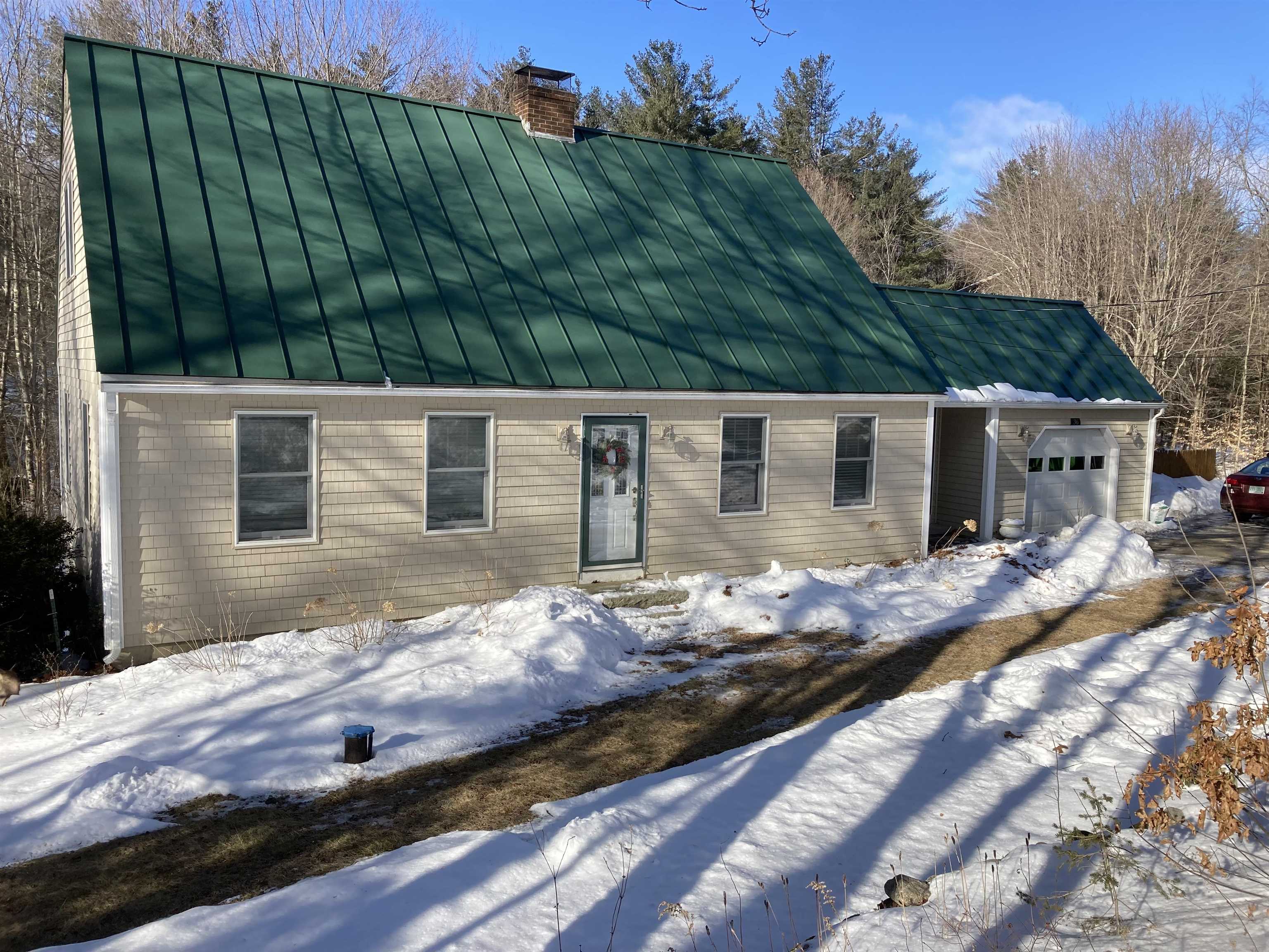 36 Putney Road Bow, NH 03304 - Photo 1 of 50