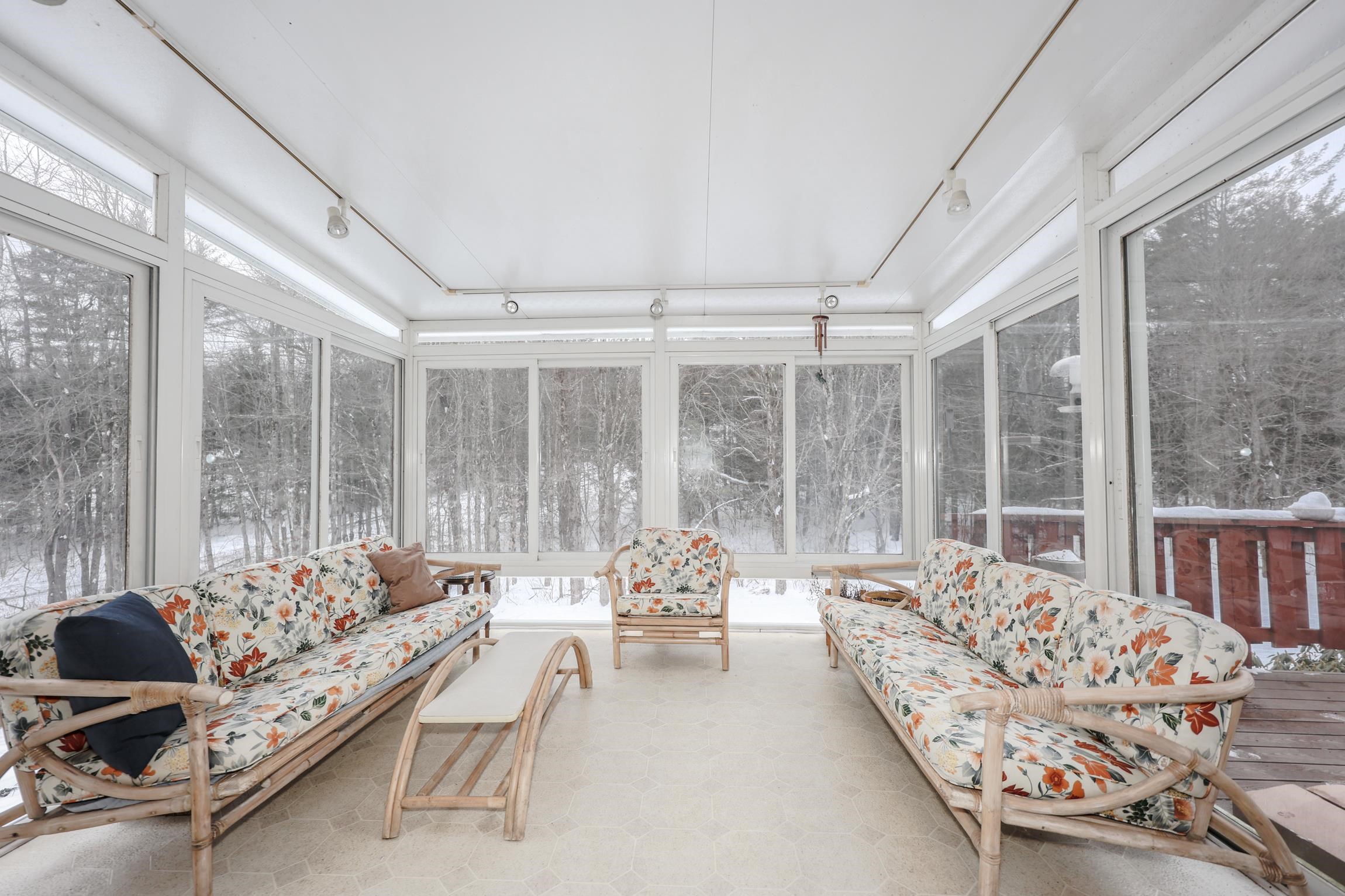 36 Putney Road Bow, NH 03304 - Photo 7 of 50