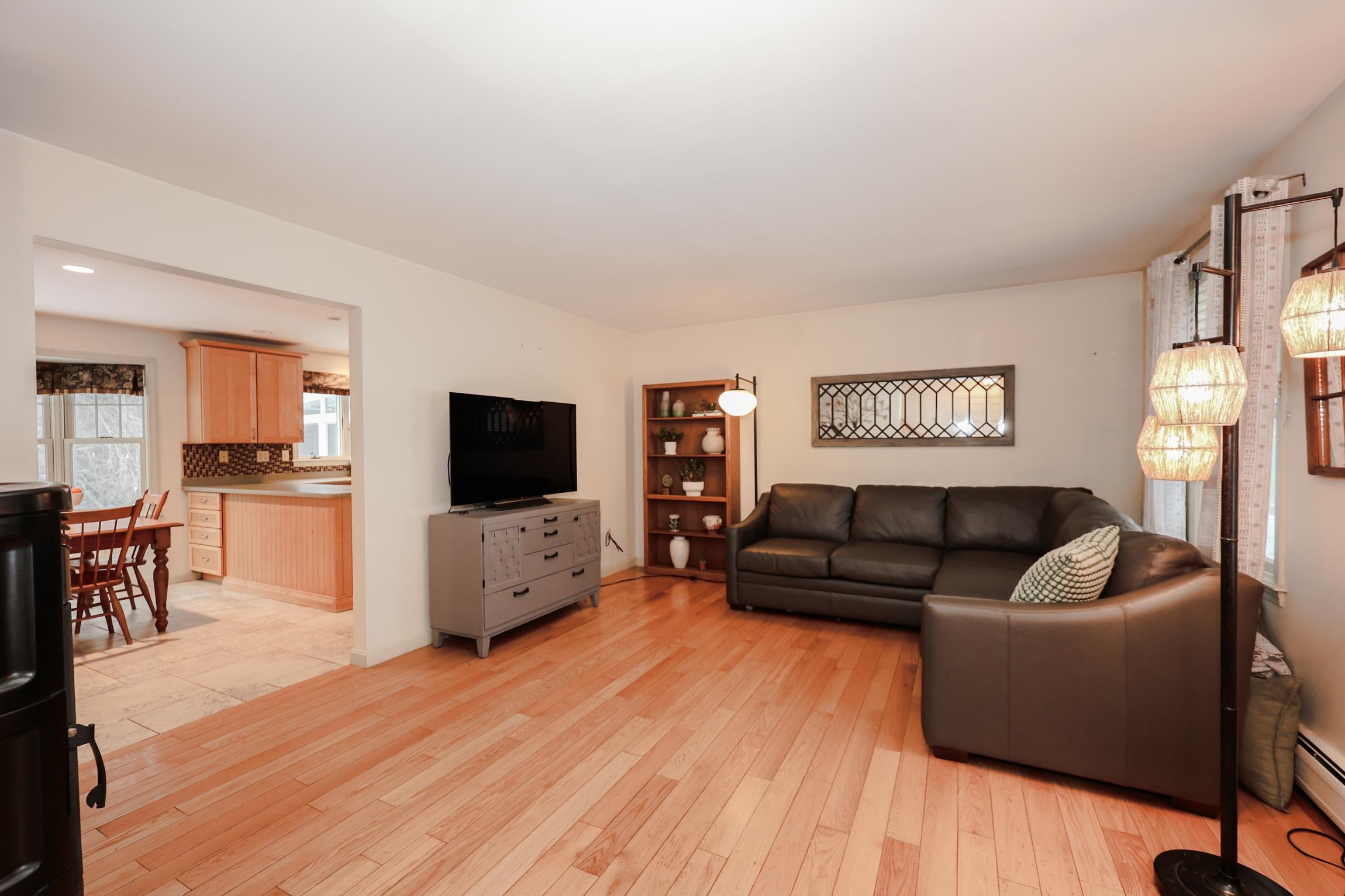 36 Putney Road Bow, NH 03304 - Photo 9 of 50