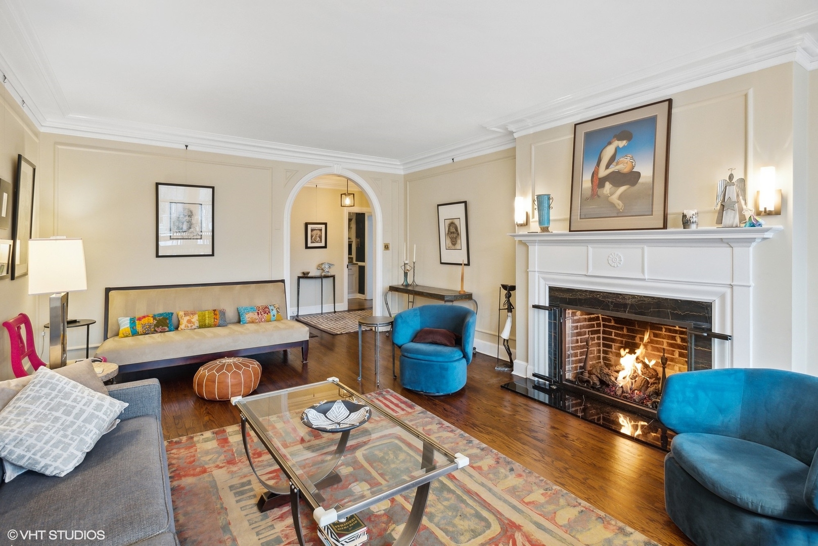 200 Lee Street, Unit 1B Evanston, IL 60202 - Photo 5 of 26 a living room with furniture and a fireplace