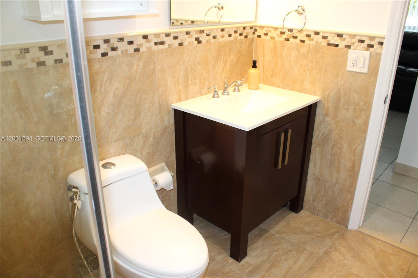 2253 Southwest 10th Street Miami, FL 33135 - Photo 25 of 57