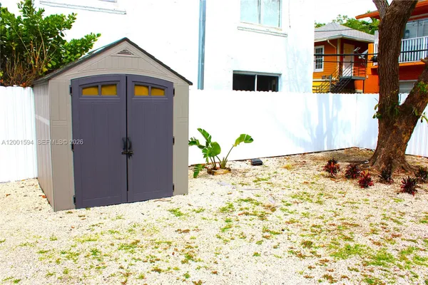 $3,000 | 2253 Southwest 10th Street, Miami, FL 33135