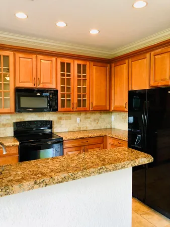 $2,600 | 1153 Normandie Way, Vero Beach, FL 32960