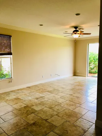 $2,600 | 1153 Normandie Way, Vero Beach, FL 32960