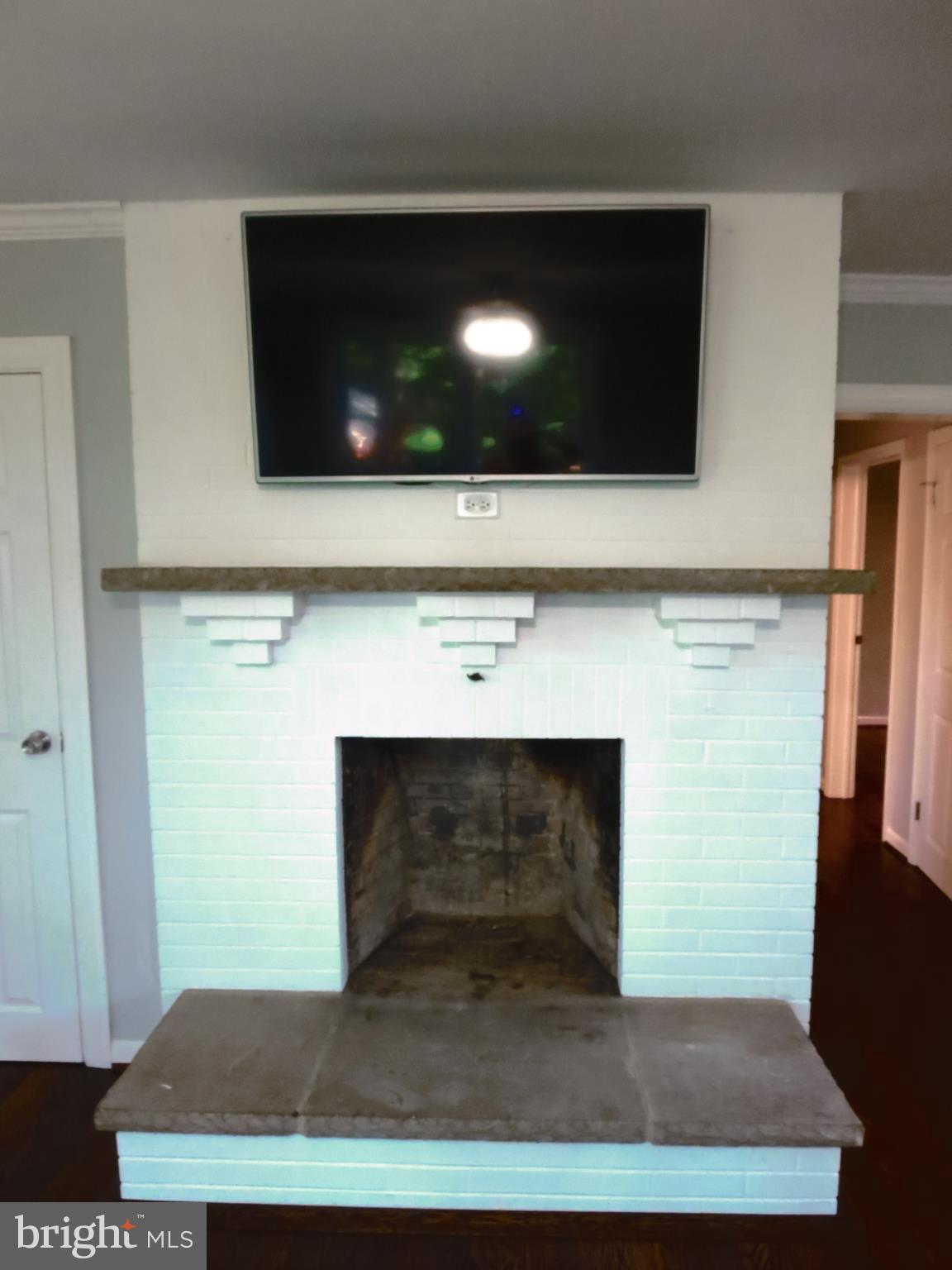 2403 Sandymount Road Finksburg, MD 21048 - Photo 13 of 29 Family Room