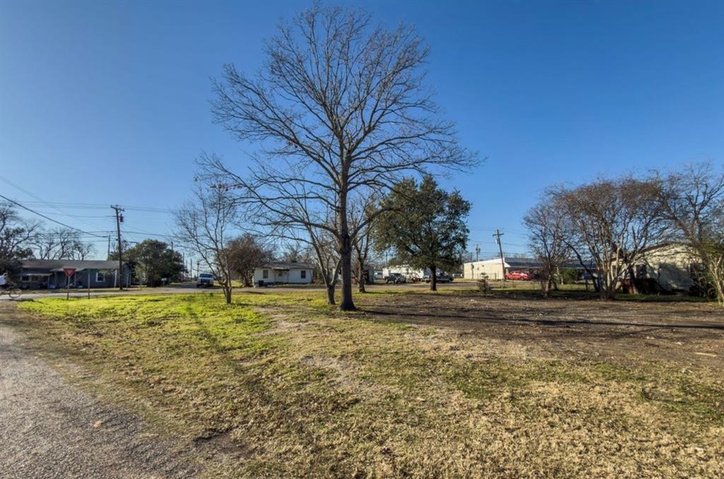 4676 Old Dallas Road Elm Mott, TX 76640 - Photo 8 of 10 a view of a yard with a house
