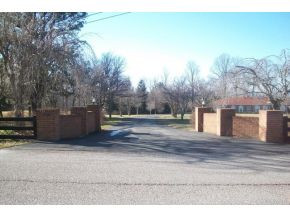 9841 White Oak Road, Unit 1 Wise, VA 24293 - Photo 2 of 24 Entrance to Driveway