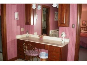 9841 White Oak Road, Unit 1 Wise, VA 24293 - Photo 17 of 24 Master Bath