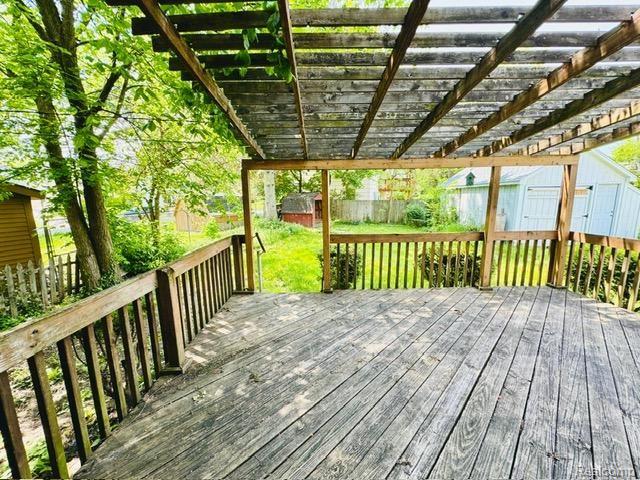 636 East Kennett Road Pontiac, MI 48340 - Photo 14 of 27 Gallery Image 14