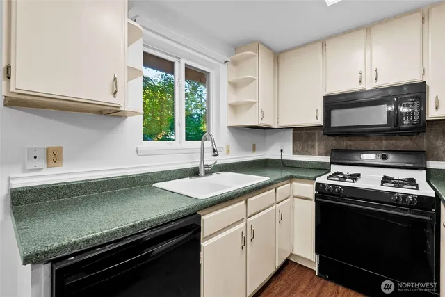 $455,000 | 2510 17th Avenue Northwest, Olympia, WA 98502