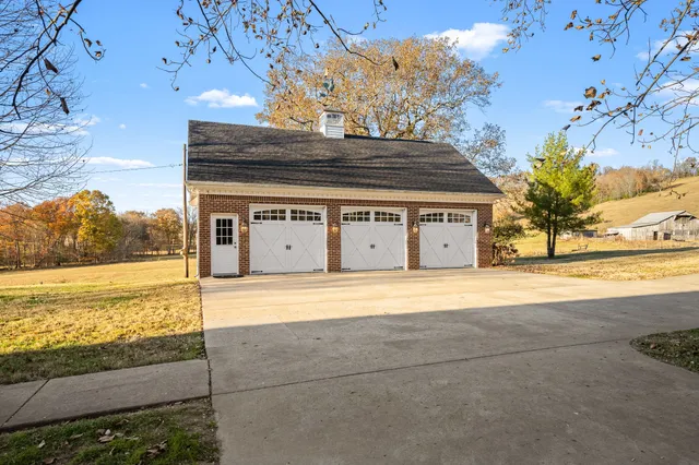 $1,639,000 | 60 Groce Road, Fayetteville, TN 37334