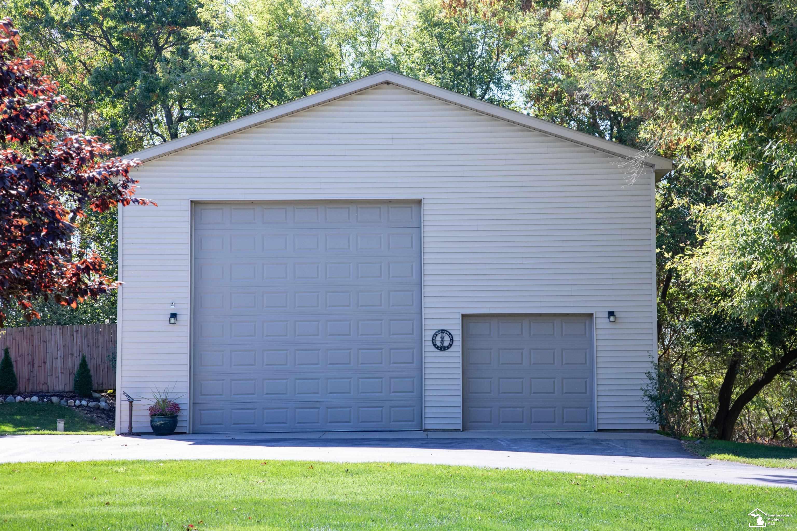 52881 Rico Court Wixom, MI 48393 - Photo 53 of 76