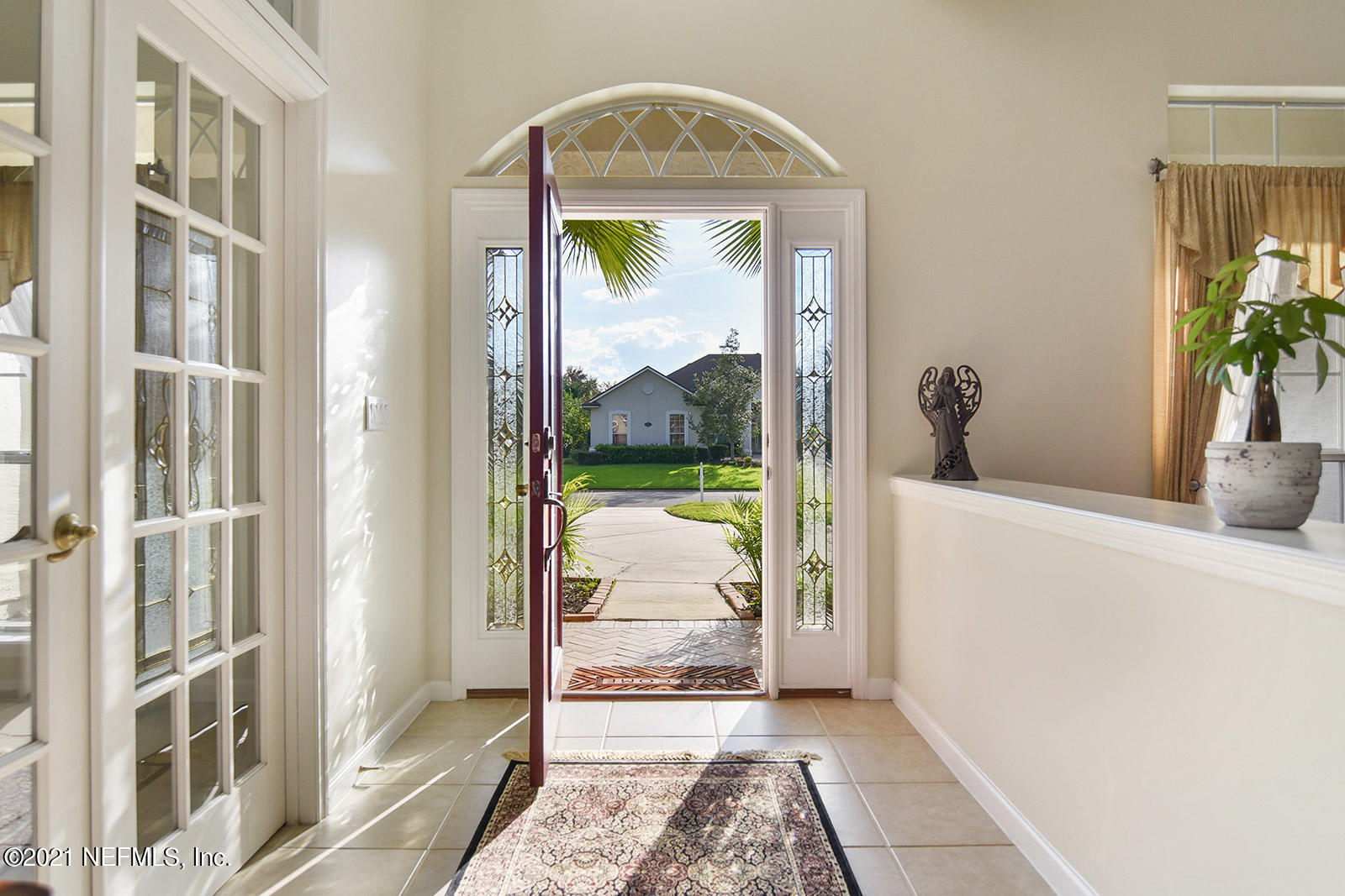 1848 South Landguard Road St. Augustine, FL 32092 - Photo 3 of 44 005_1600x1067_mls_1600x1067