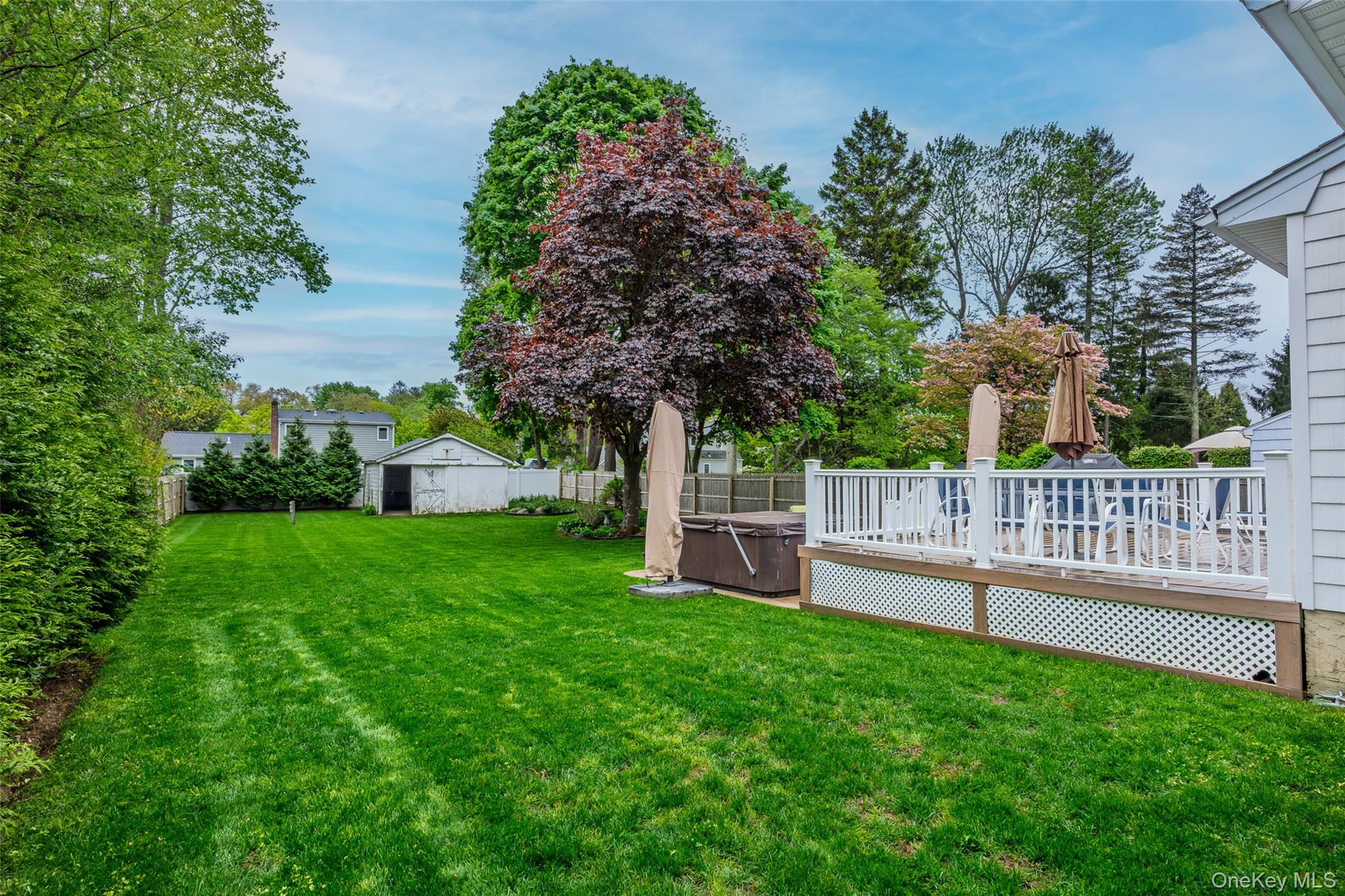 22 West Maple Road Greenlawn, NY 11740 - Photo 12 of 49