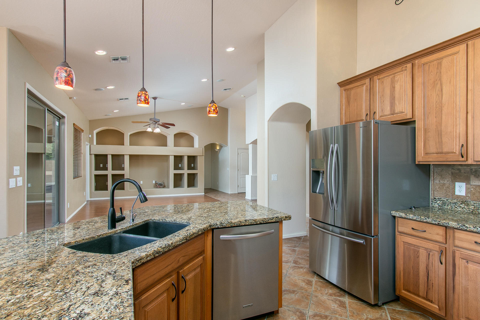 4724 East Sleepy Ranch Road Cave Creek, AZ 85331 - Photo 13 of 38 10) KITCHEN