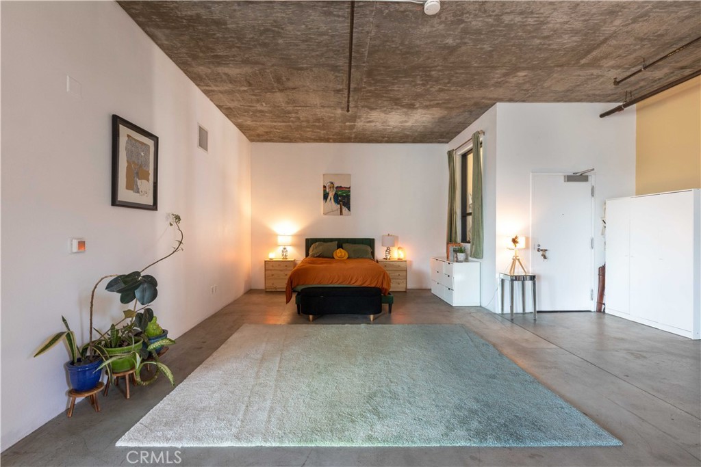 835 Locust Avenue, Unit 419 Long Beach, CA 90813 - Photo 14 of 51 Define the space as a bedroom, office, whatever you need