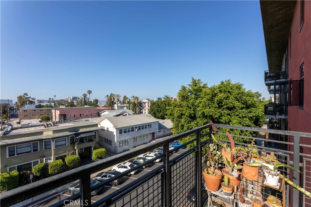 835 Locust Avenue, Unit 419 Long Beach, CA 90813 - Photo 26 of 51 East view from balcony