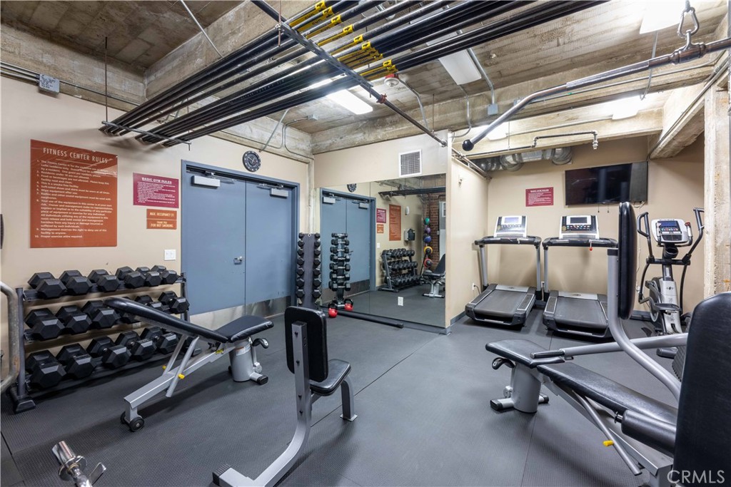 835 Locust Avenue, Unit 419 Long Beach, CA 90813 - Photo 48 of 51 Community gym