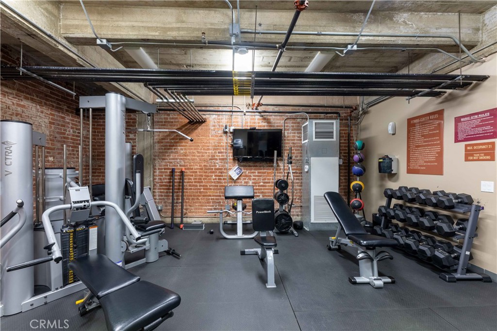 835 Locust Avenue, Unit 419 Long Beach, CA 90813 - Photo 49 of 51 Community gym