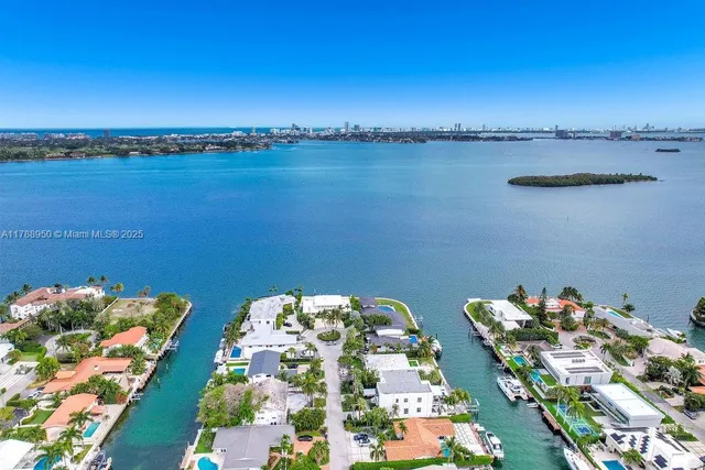 $11,900,000 | 1990 Northeast 119th Road, North Miami, FL 33181