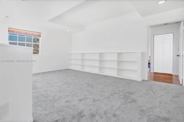 $950,000 | 2023 Northwest 141st Avenue, Pembroke Pines, FL 33028