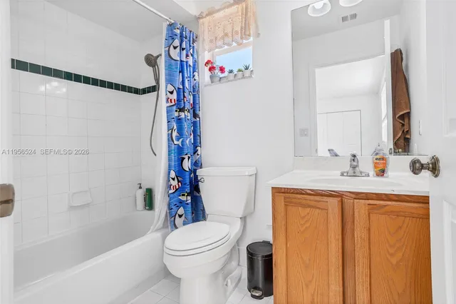 $950,000 | 2023 Northwest 141st Avenue, Pembroke Pines, FL 33028