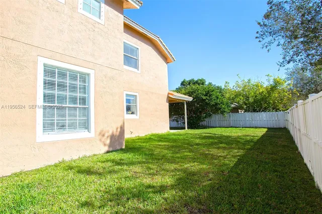 $950,000 | 2023 Northwest 141st Avenue, Pembroke Pines, FL 33028