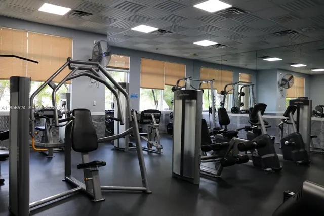 $950,000 | 2023 Northwest 141st Avenue, Pembroke Pines, FL 33028