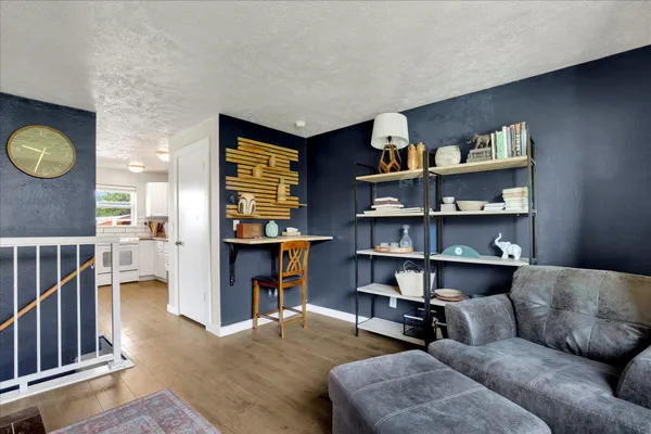 $176,500 | 12017 East Mansfield Avenue, Spokane Valley, WA 99206