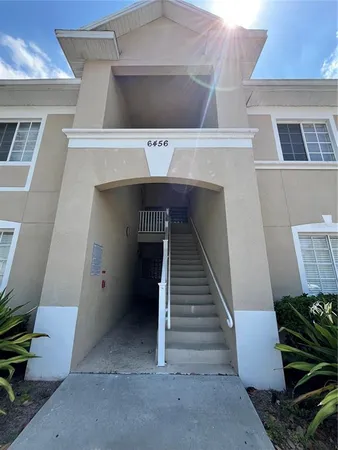 $1,790 | 6456 Cypressdale Drive, Unit 202, Riverview, FL 33578