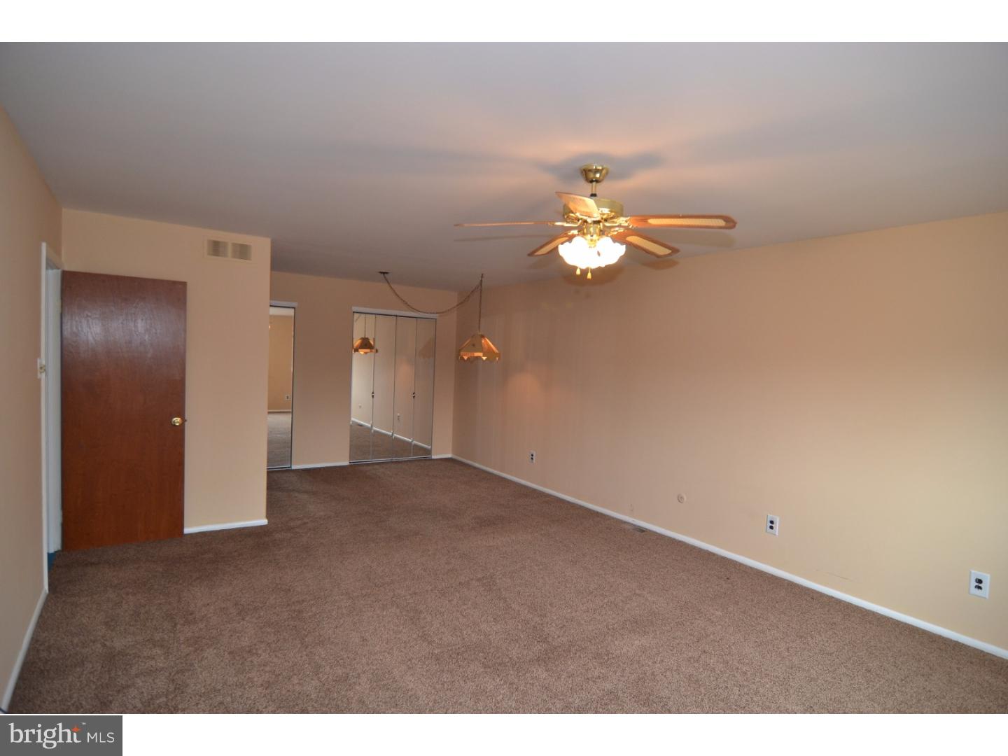 8 Banner Road Cherry Hill, NJ 08003 - Photo 9 of 13