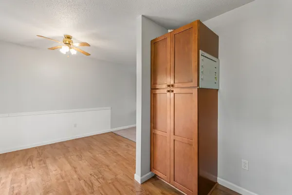 $219,900 | 6636 Hillandale Road, Davenport, IA 52806
