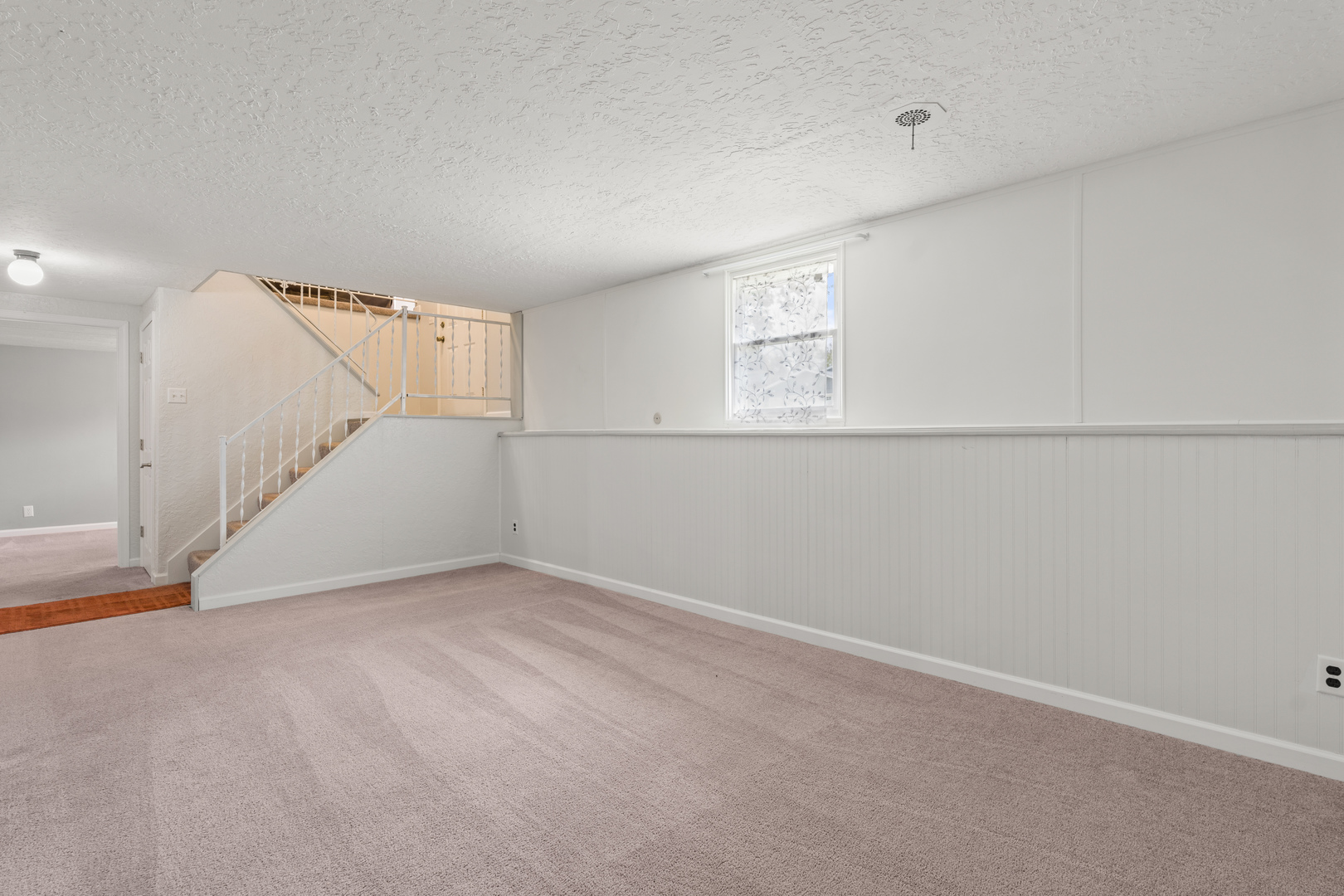 6636 Hillandale Road Davenport, IA 52806 - Photo 26 of 45