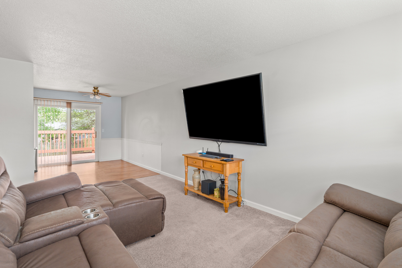 6636 Hillandale Road Davenport, IA 52806 - Photo 6 of 45