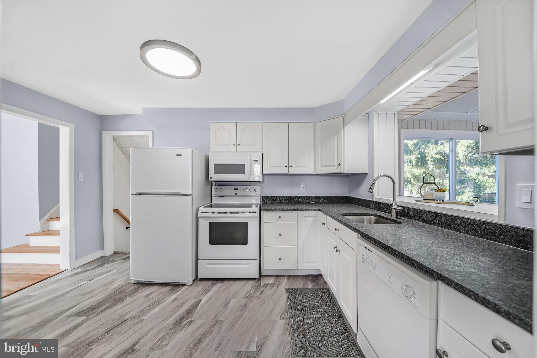 234 Lewis Road Springfield, PA 19064 - Photo 10 of 44