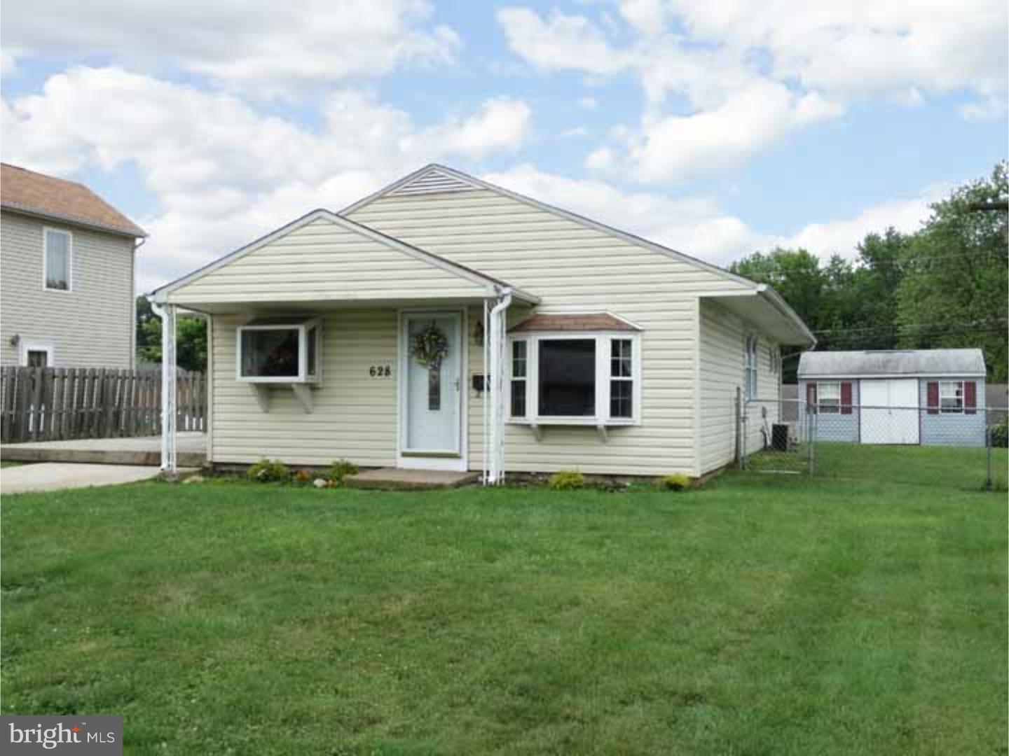 628 Beaumont Road Fairless Hills, PA 19030 - Photo 1 of 12 Exterior Front